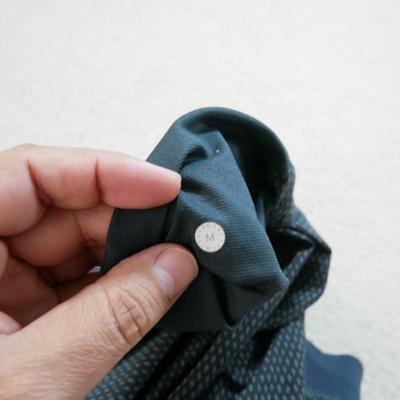 Lululemon T.H.E short with Nulux liner Medium - Picture 5 of 7